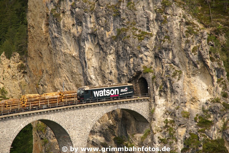 Landwasserviadukt mit "Watson" Ge 4/4 II