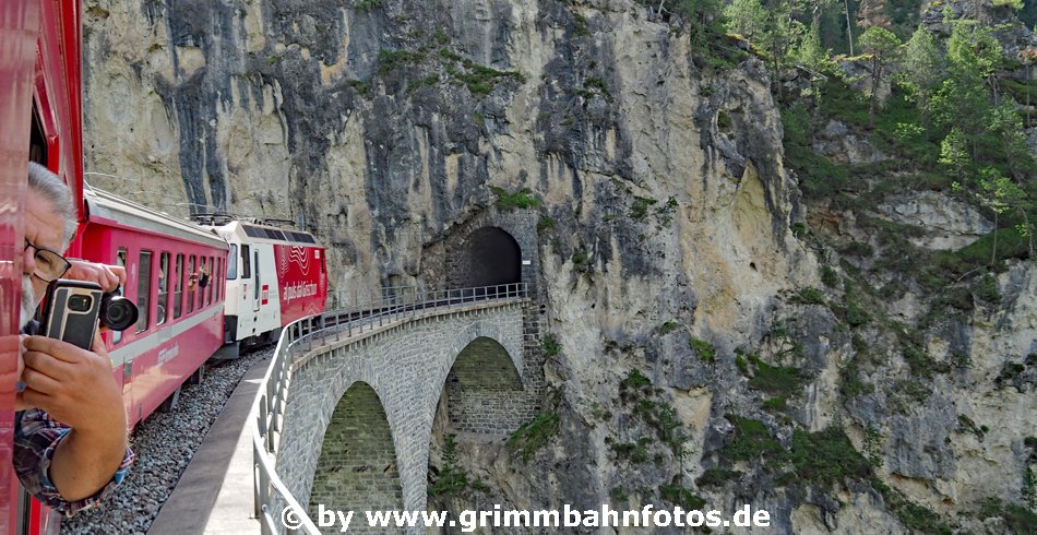 unsere 'Schiebelok' auf dem Landwasserviadukt