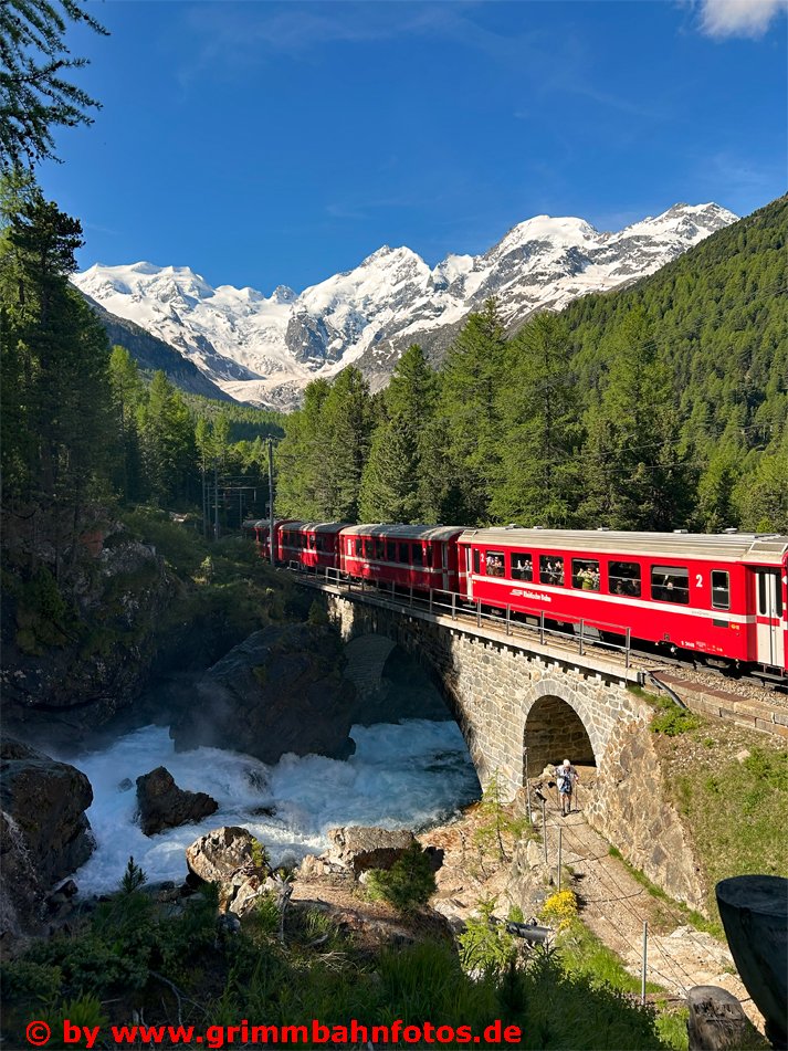 Morgens am Wasserfall von Morteratsch