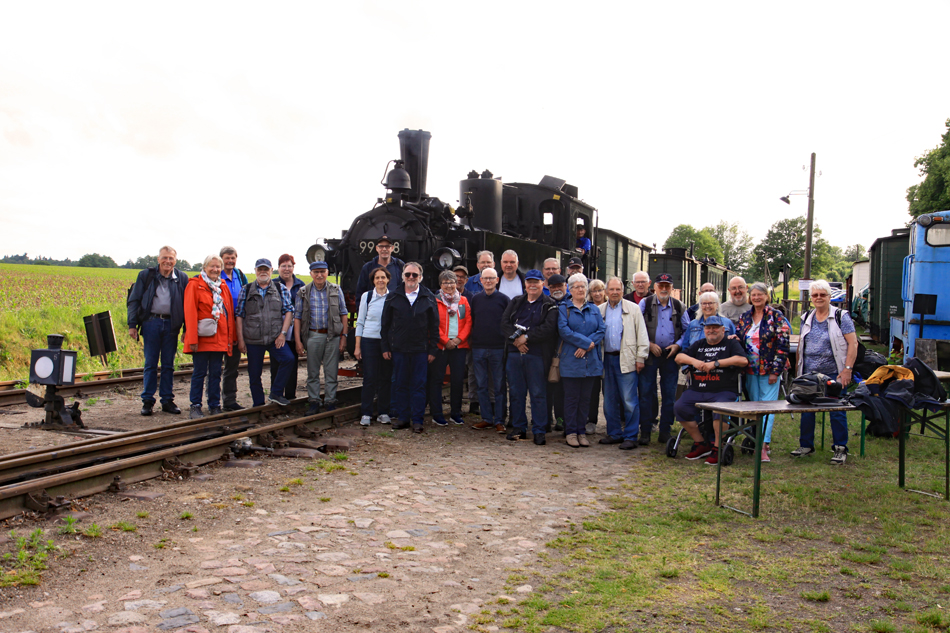 Gruppenfoto in Mesendorf mit 99 608