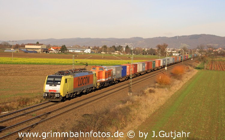 Locon Güterzug an der Bergstraße