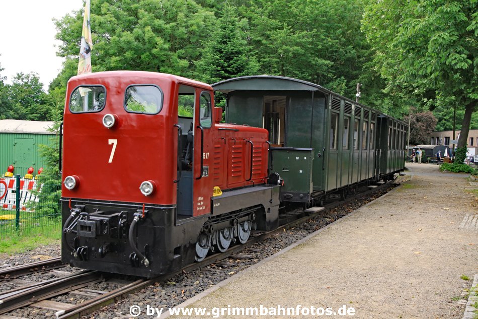 Selfkantbahn Babelberger Lok mit MEG Wagen