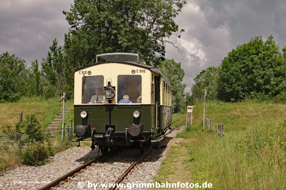 Kwadendamme durch den Deich