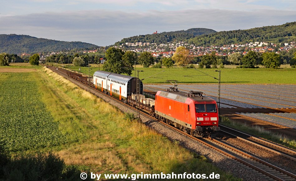 145 011 mit SBB Wagen an der Bergstraße