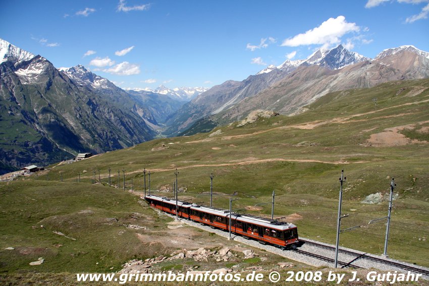 Tal- und Randablick mit Gornergratbahn