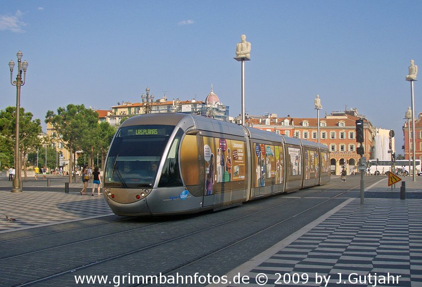 Tram in Nizza