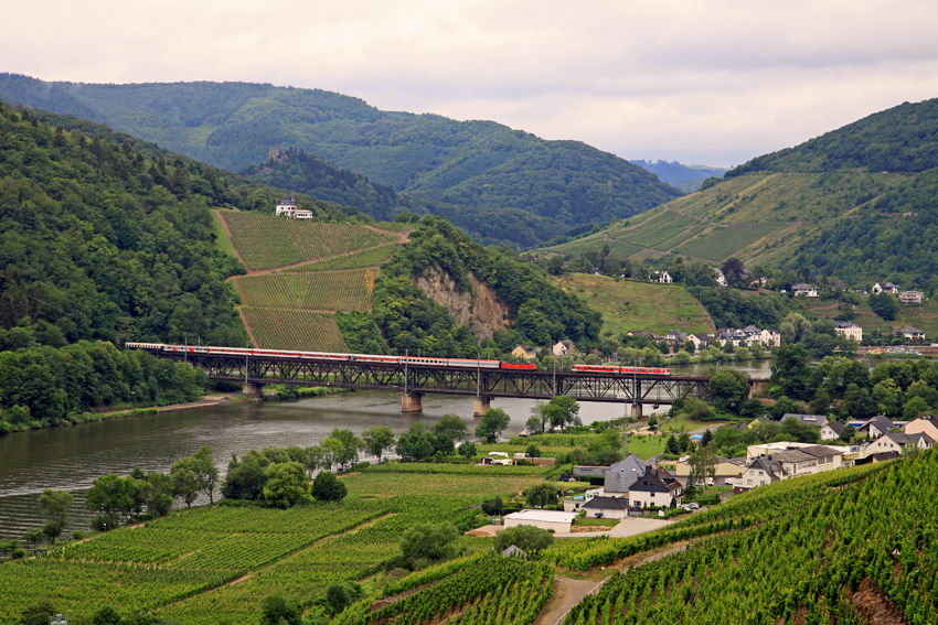 Begegnung Moselbrücke Bullay