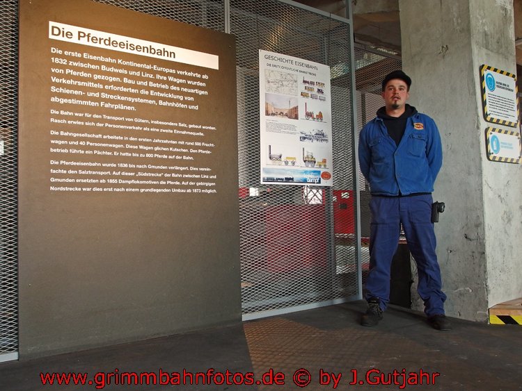 Alex Frim unser Fremdenführer im Museum Ampflwang