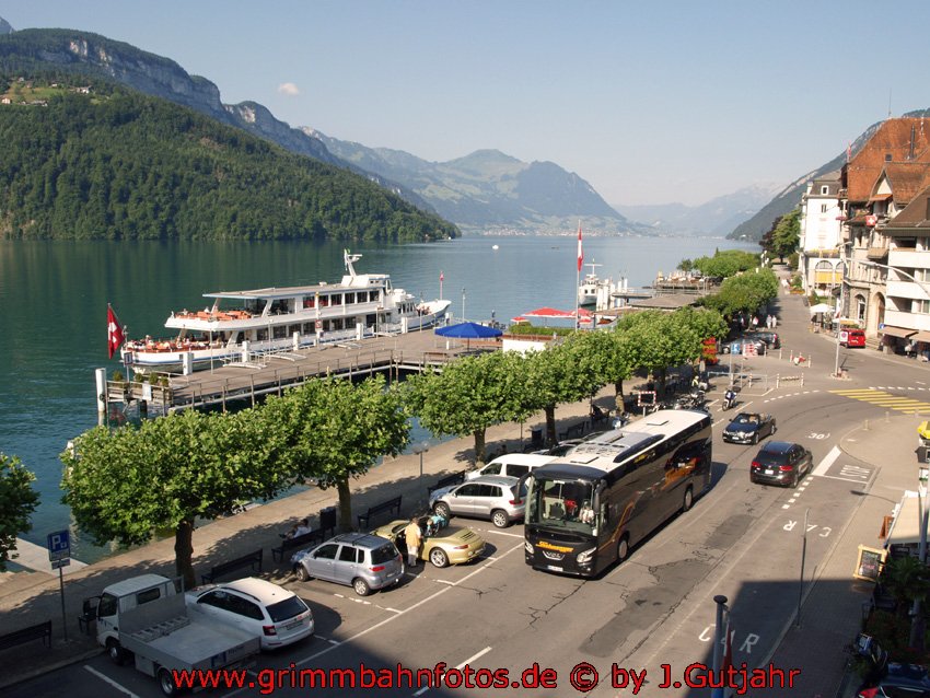 Strohmenger Bus macht einen großen Wendekreis