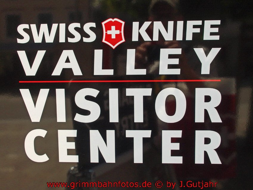 Swiss Knife Valley Brunnen