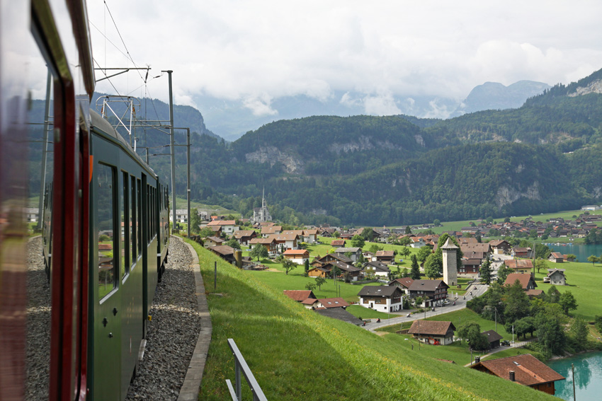 Lungern, vom Grimm Sonderzug aus gesehen