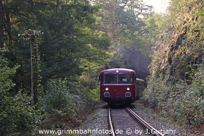 798 706 im Felseinschnitt bei Tiefenbach