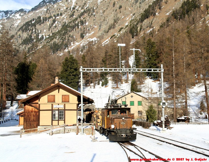 415 Spinas, Albula
