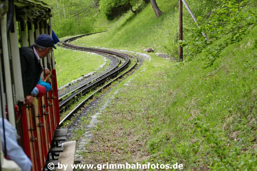 Kurvig bergan mit der ACHENSEEBAHN