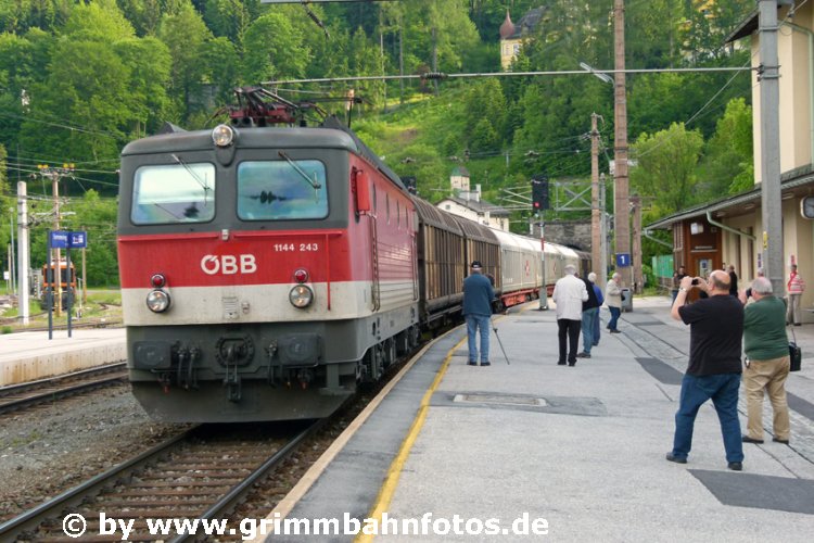 Durchfahrt Bahnhof Semmering