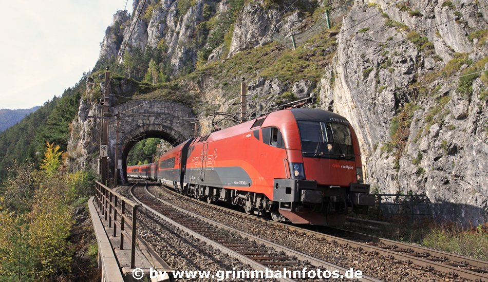 Railjet mit 1116 240 Breitenbrunn