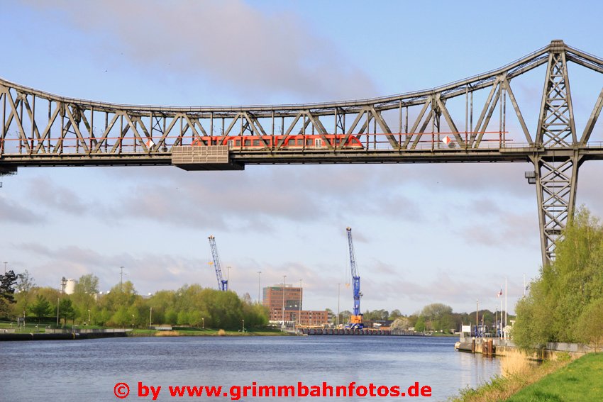 DB AG 648 auf der Hochbrücke