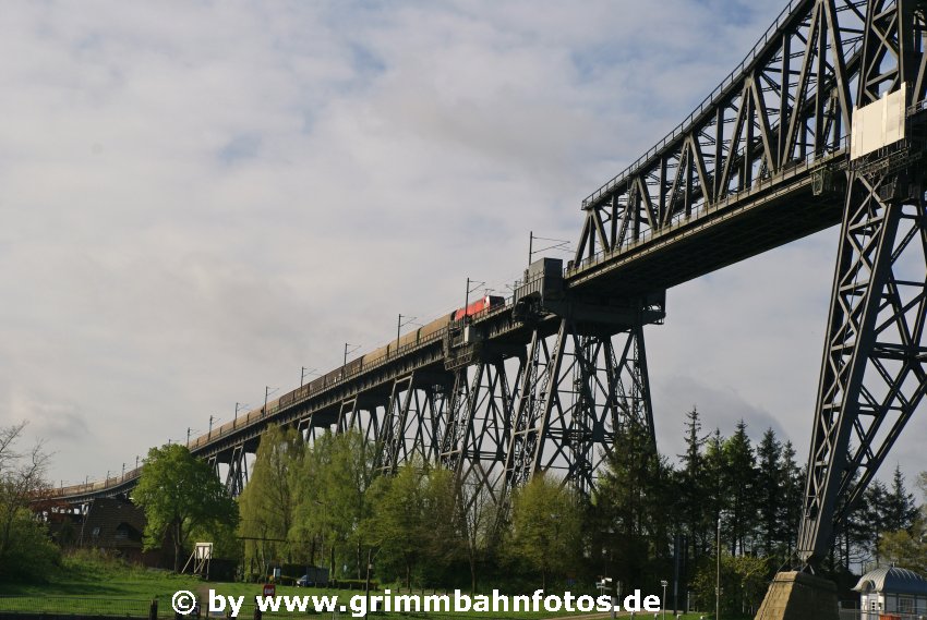 Güterverkehr mit 185 iger auf der Rendsburger Hochbrücke