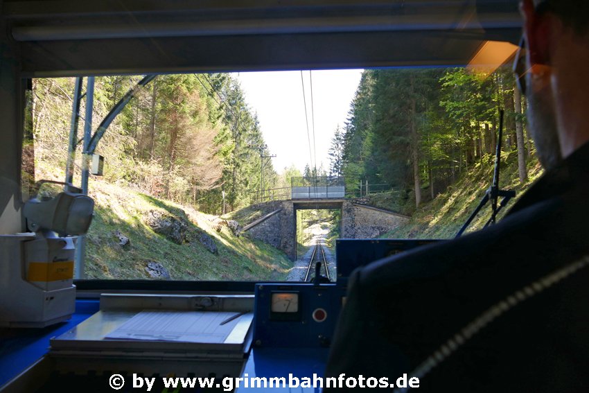 Bergwärts mit der Zugspitzzahnradbahn